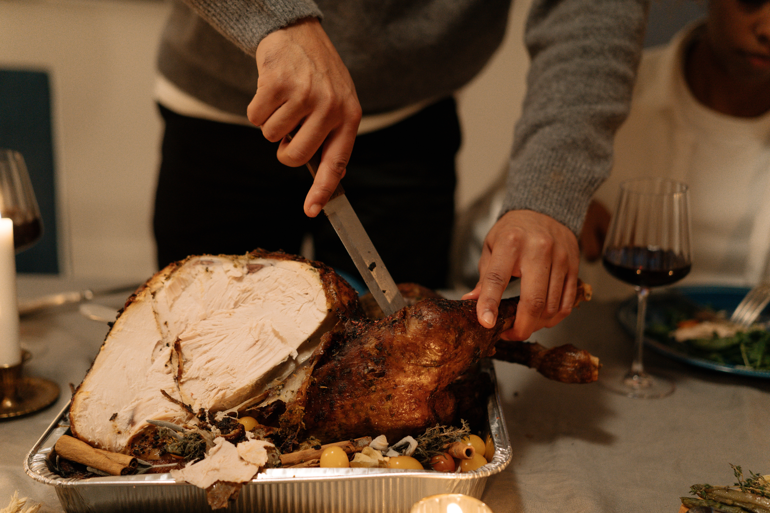 Thanksgiving turkey cutting